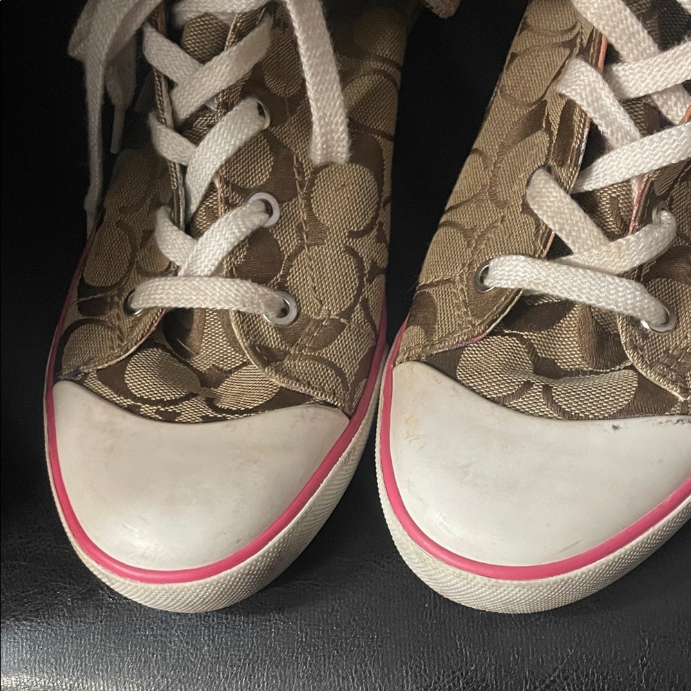 COACH Bonney high tops Size 9 womens GUC - Picture 16 of 17